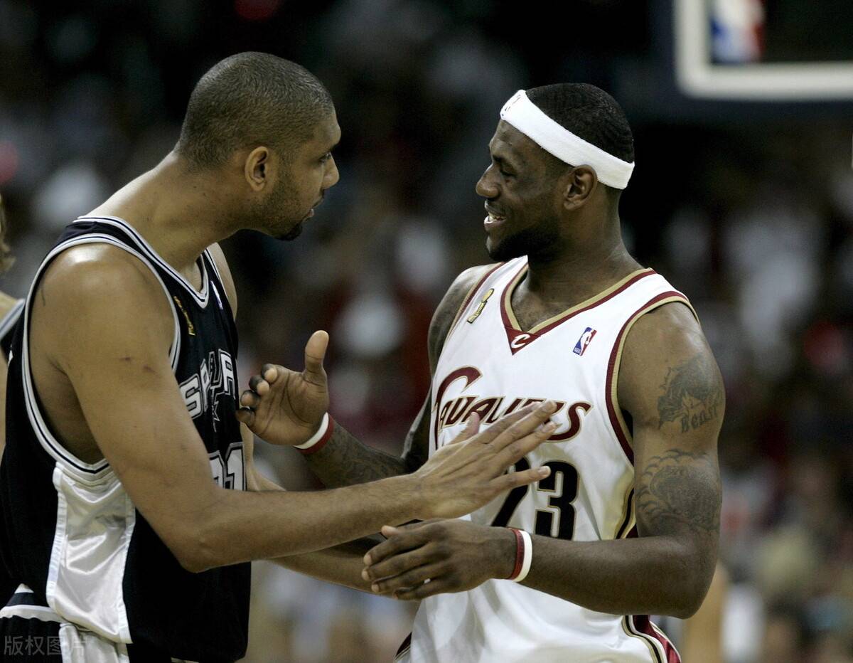 假装背打吸 假装背打吸